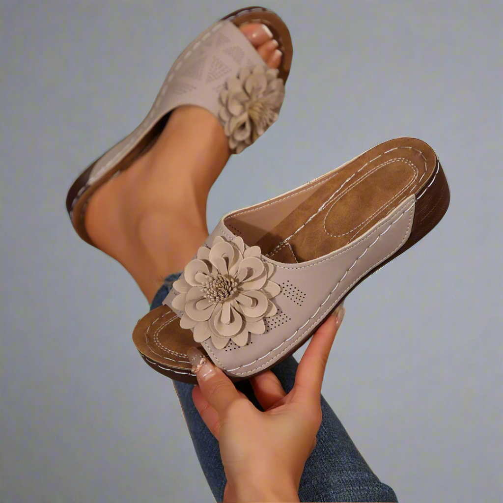 Venlind | Elegante kile-sandaler til sommeren
