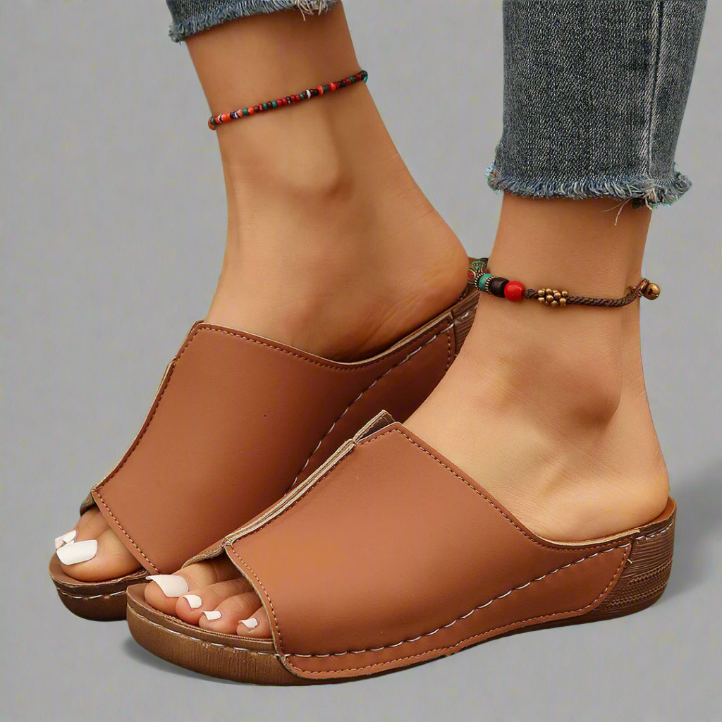 Clemensia | Håndlavede wedge-sandaler i premium-materiale