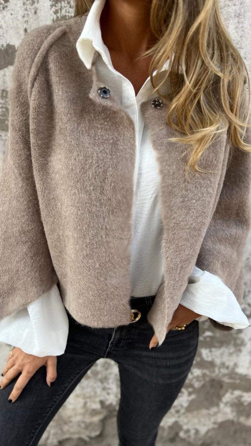 Alena | Elegantní kabát na stylové příležitosti