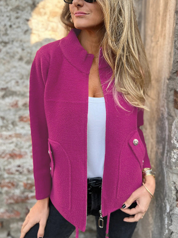 Rebeka – Elegantní zimní kabát s ženskou siluetou