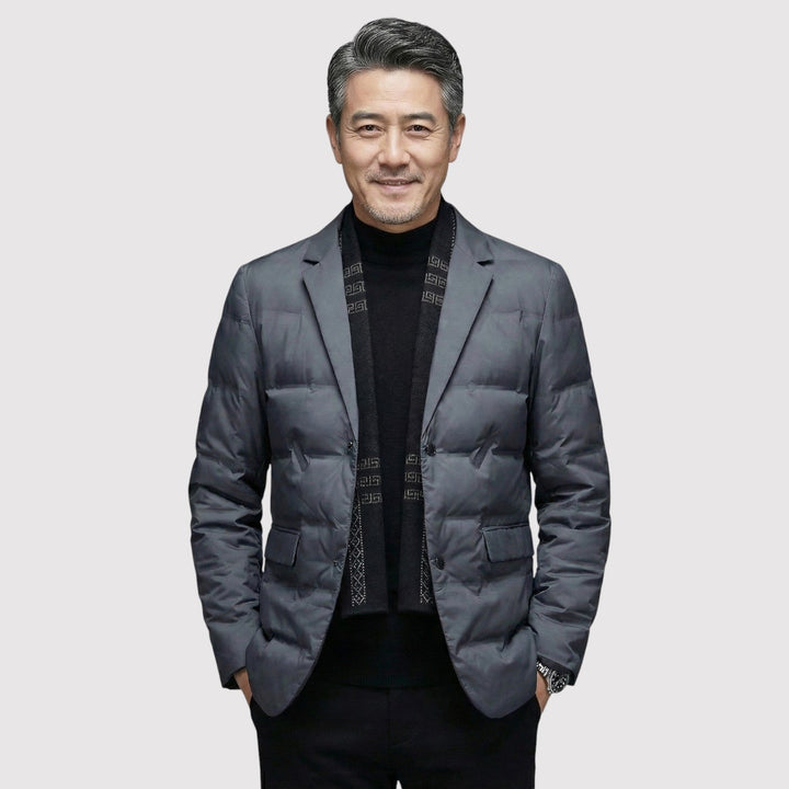 聡史 | ラグジュアリーなダウンジャケット