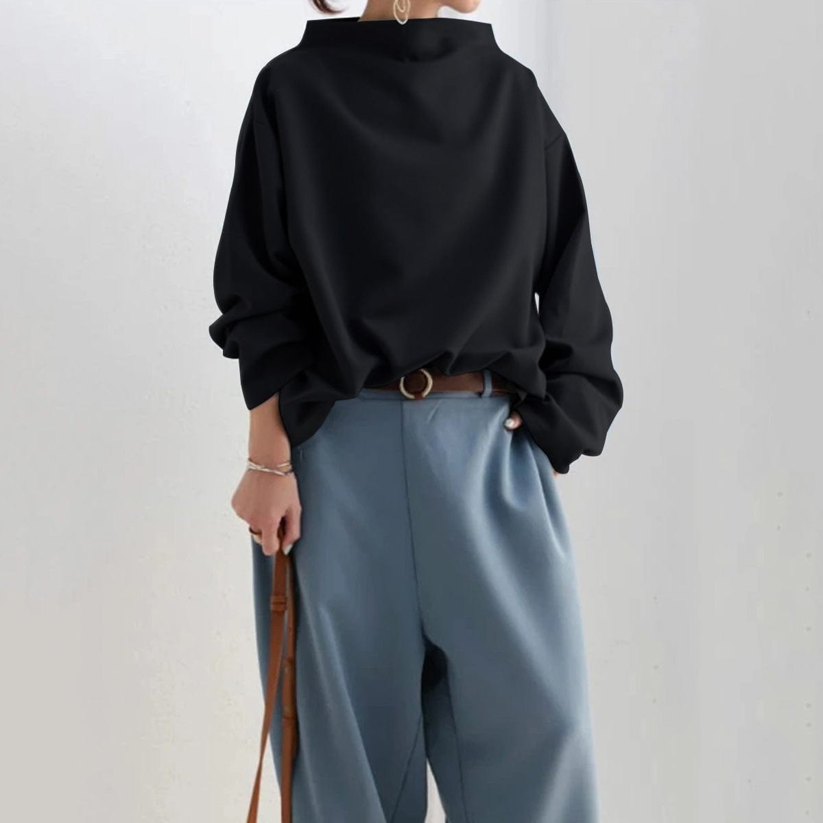 Gabriela – Elegantní pulovr s vysokým límcem
