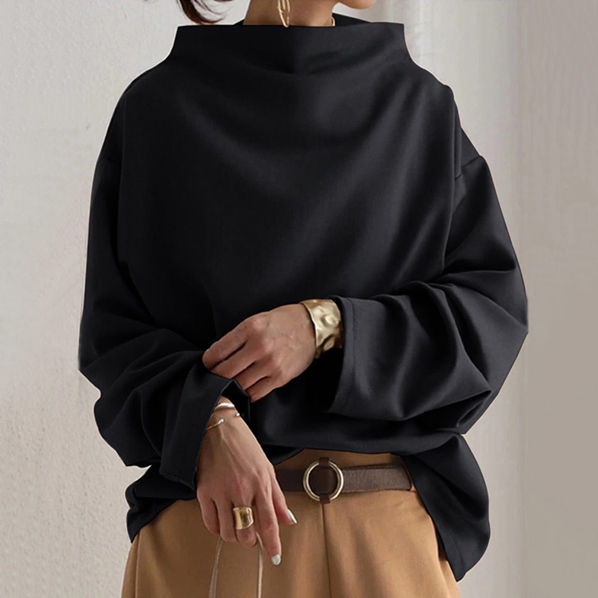 Gabriela – Elegantní pulovr s vysokým límcem