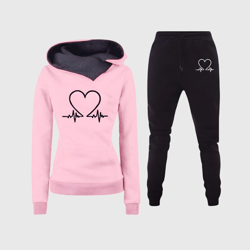 Karla – Stylová souprava se srdcem