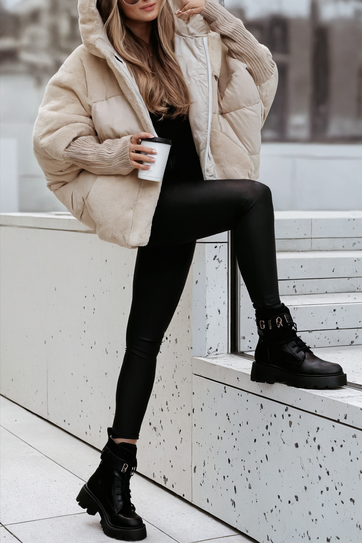 Alena – Stylový kabát pro chladné dny
