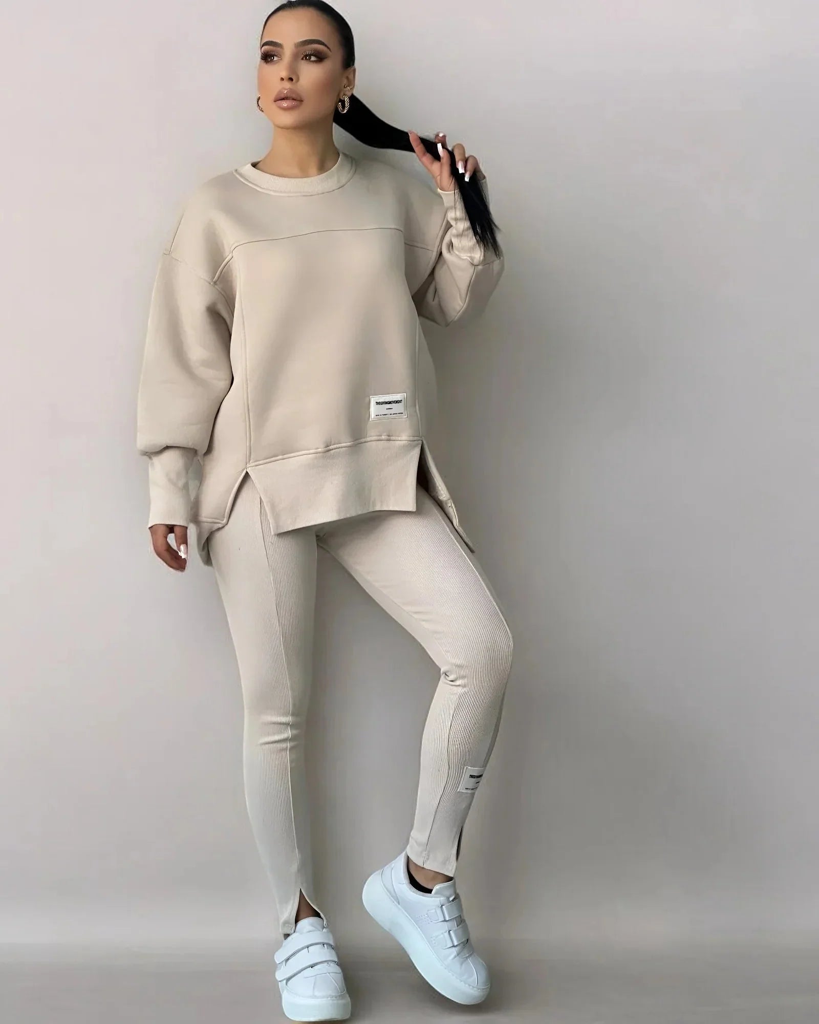 Simona – Dokonalá Oversized Tepláková Souprava pro Maximální Pohodlí