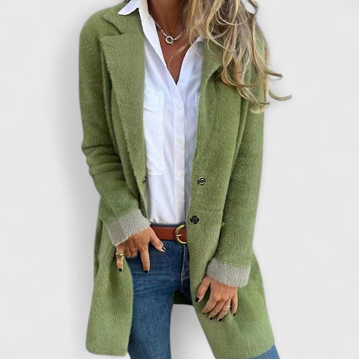 Jitka – Elegantní blazer s nadčasovým šarmem